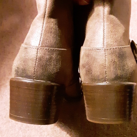 Aerosole  A2. Booties - Picture 7 of 8